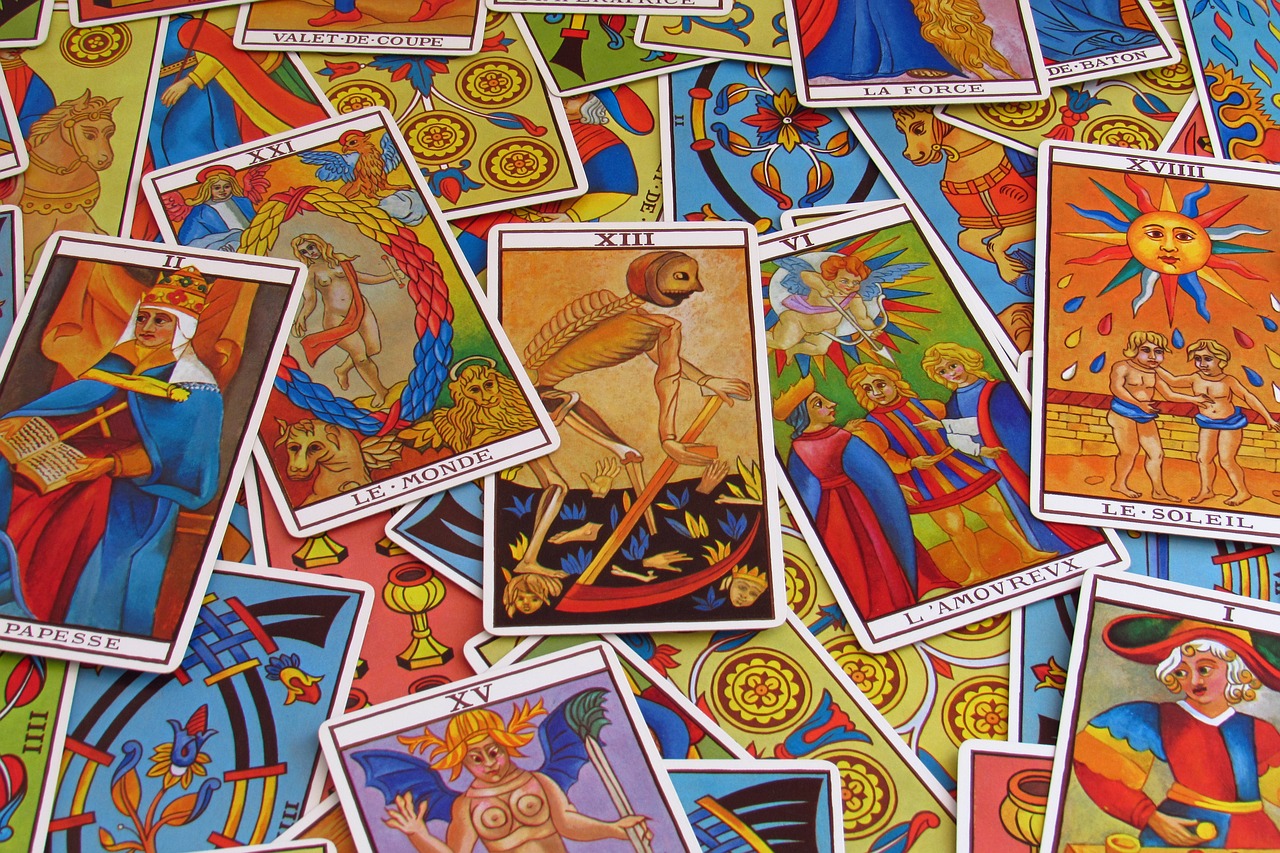 fortune telling, tarot, cards-2458920.jpg