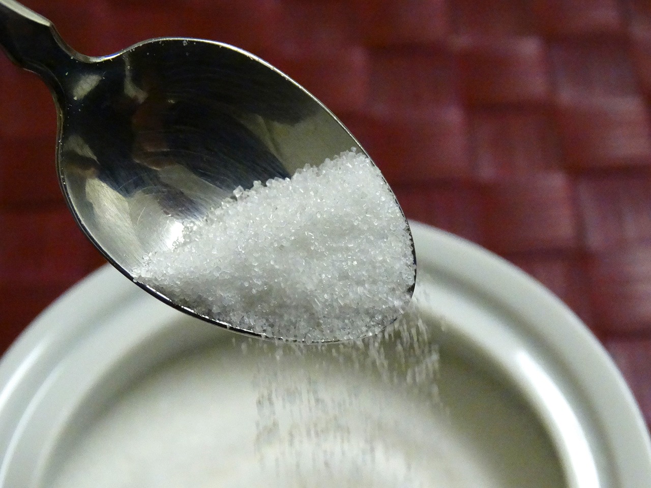 sugar, trickle, spoon-485055.jpg