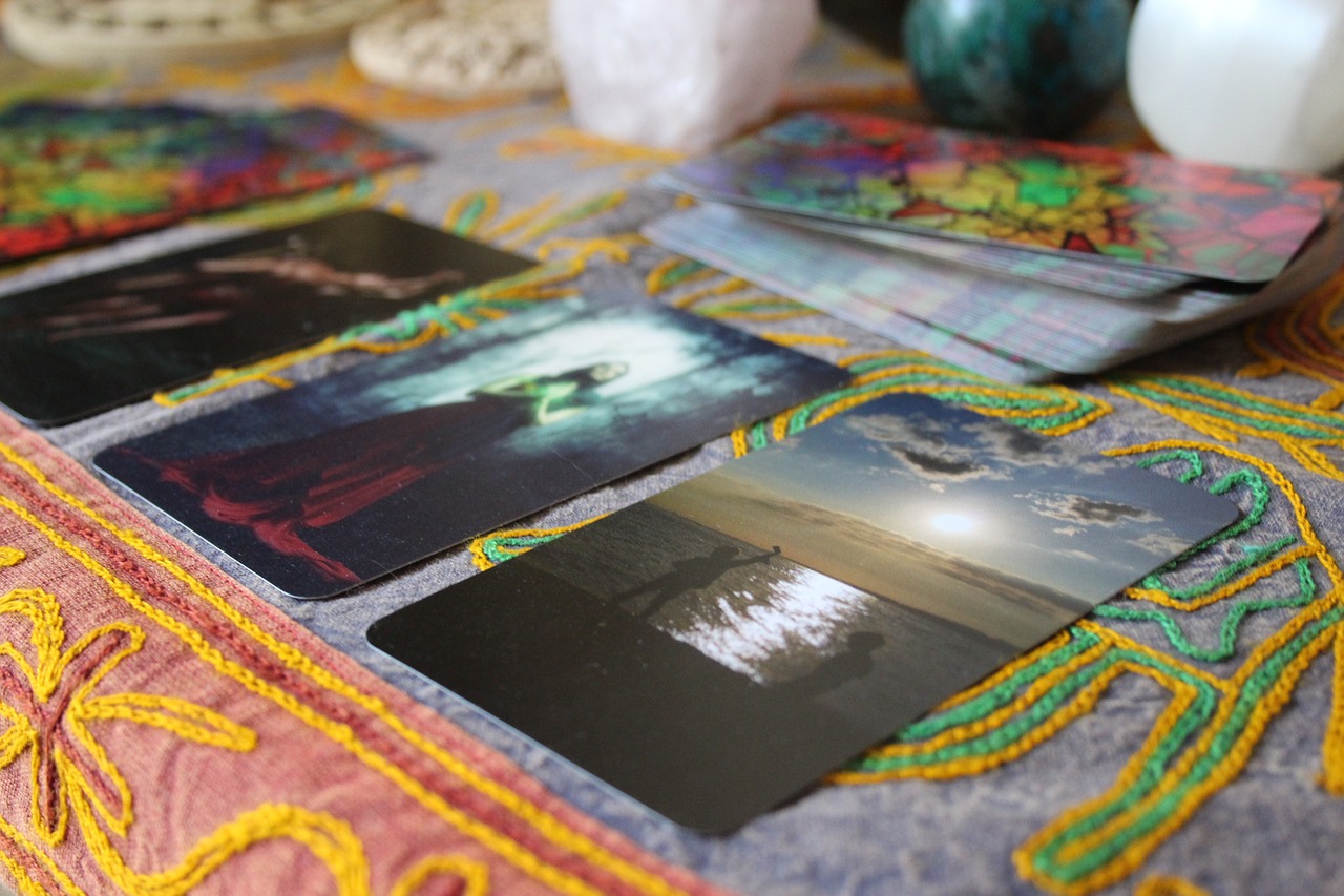 tarot, cards, psychic-5070091.jpg
